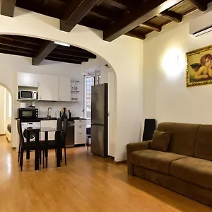 Elite 3 Apartment