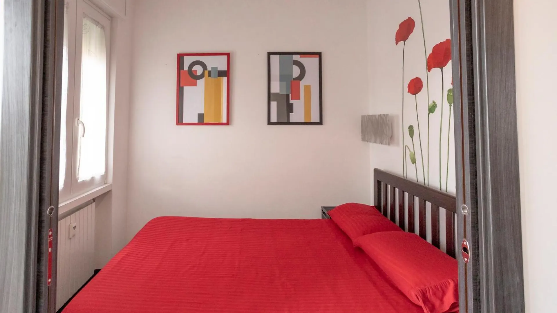 Homehouse Candia - Vatican Attic Rome Apartment